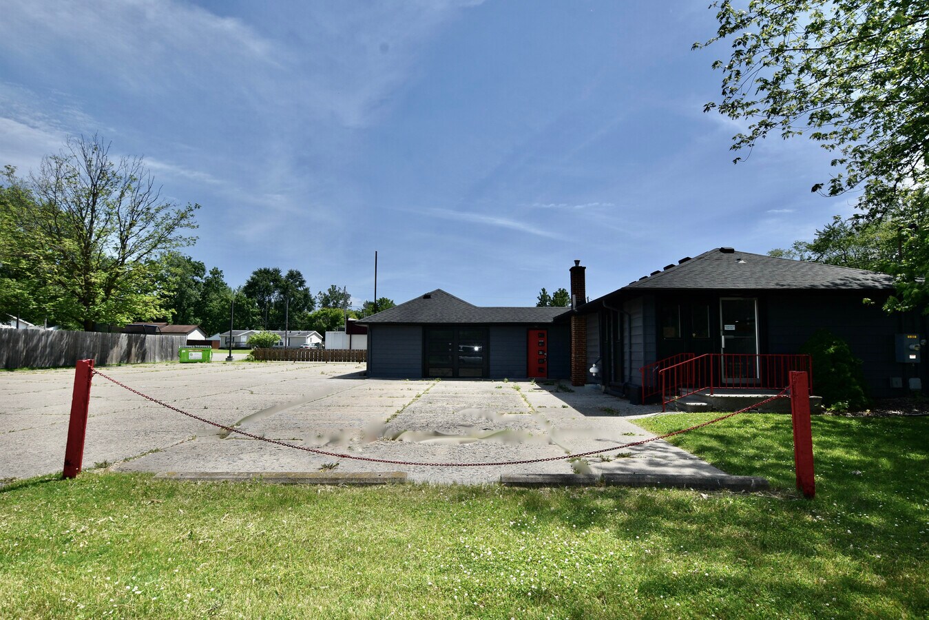 5301 Fenton Rd, Grand Blanc, MI 48507