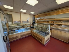 143 Worplesdon Rd, Guildford for lease Interior Photo- Image 1 of 3