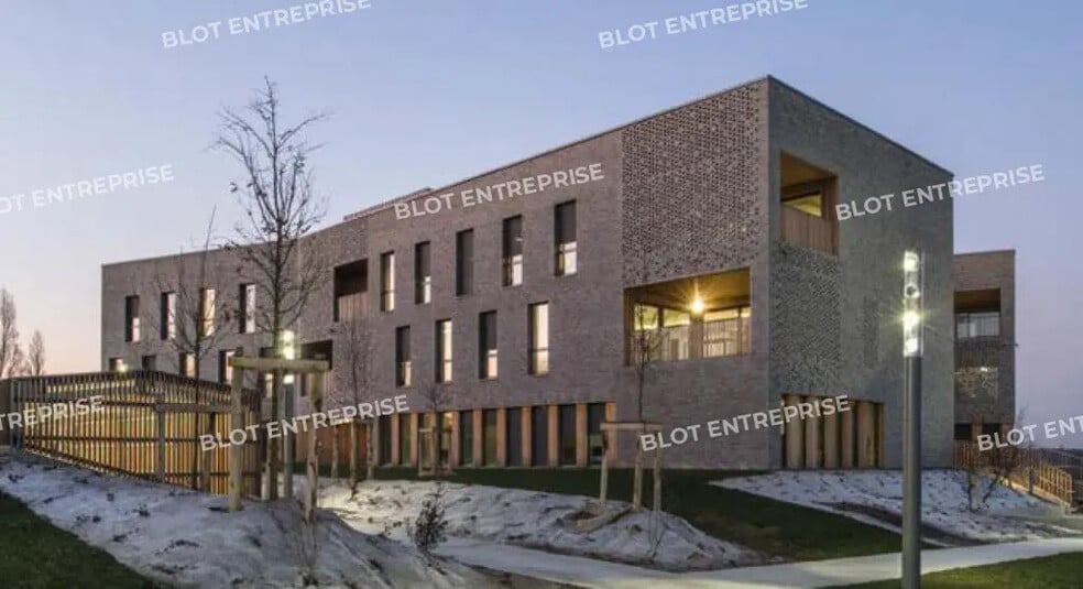 Office in Saint-Herblain for lease - Building Photo - Image 3 of 8