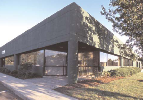 375 Willard Ave, Newington, CT for lease - Building Photo - Image 3 of 4