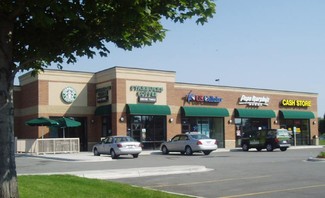 More details for 210-240 W Murdock Ave, Oshkosh, WI - Retail for Lease