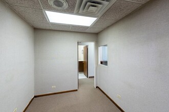 30 N Michigan Ave, Chicago, IL for lease Interior Photo- Image 2 of 6