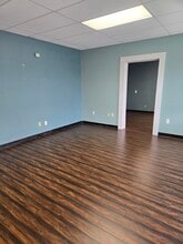 8034 Culebra Rd, San Antonio, TX for lease Building Photo- Image 2 of 6