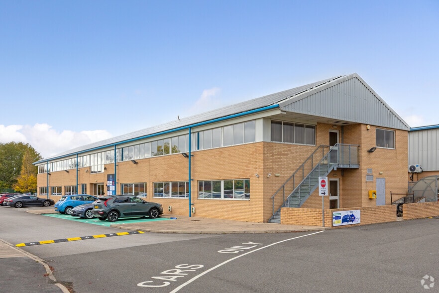 Randall Park Way, Retford for lease - Primary Photo - Image 2 of 3