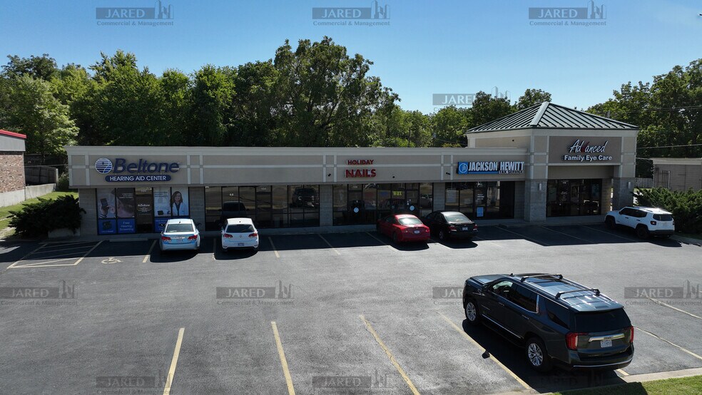 1724 W Kearney St, Springfield, MO for lease - Building Photo - Image 1 of 10