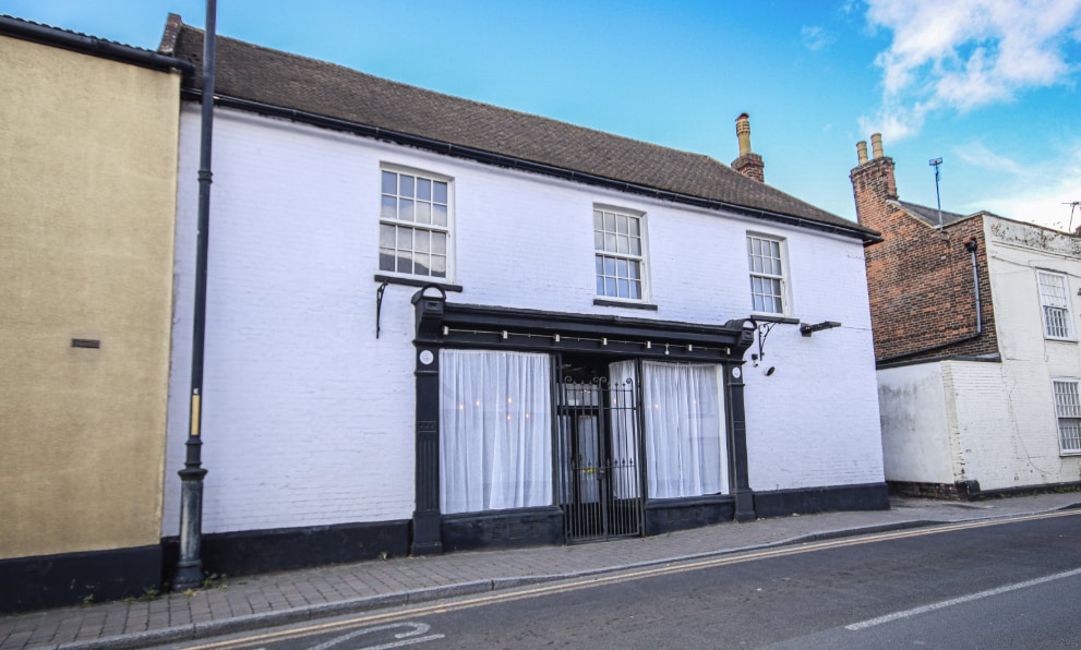 58 High St, Newington for lease Primary Photo- Image 1 of 16