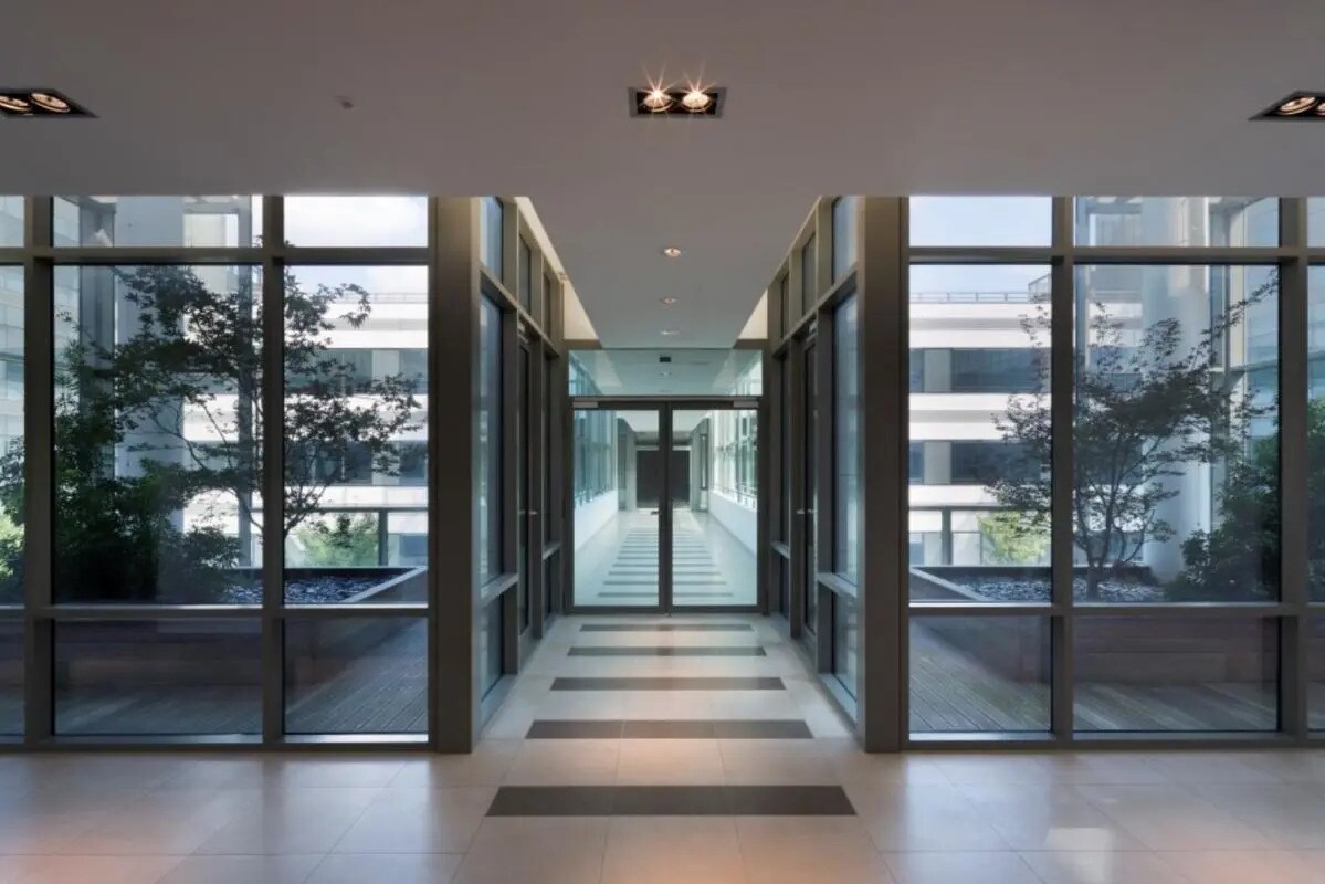 Office in Nanterre for lease Lobby- Image 1 of 8