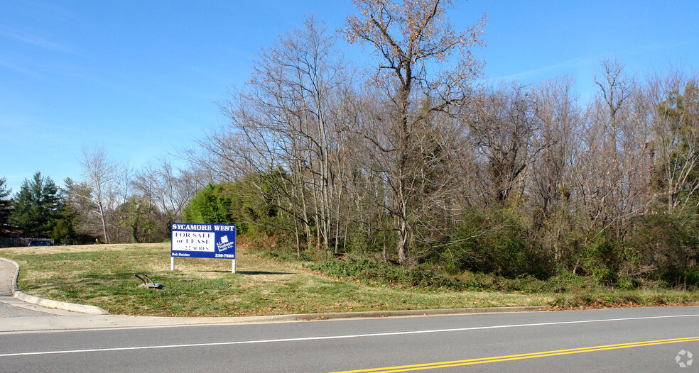 13700 Midlothian Turnpike Sycamore Sq, Midlothian, VA for sale - Primary Photo - Image 1 of 1