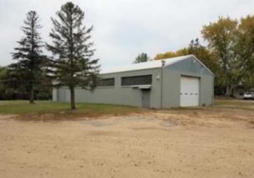 106 W Railroad Ave, Wheeler, WI for sale - Primary Photo - Image 1 of 1