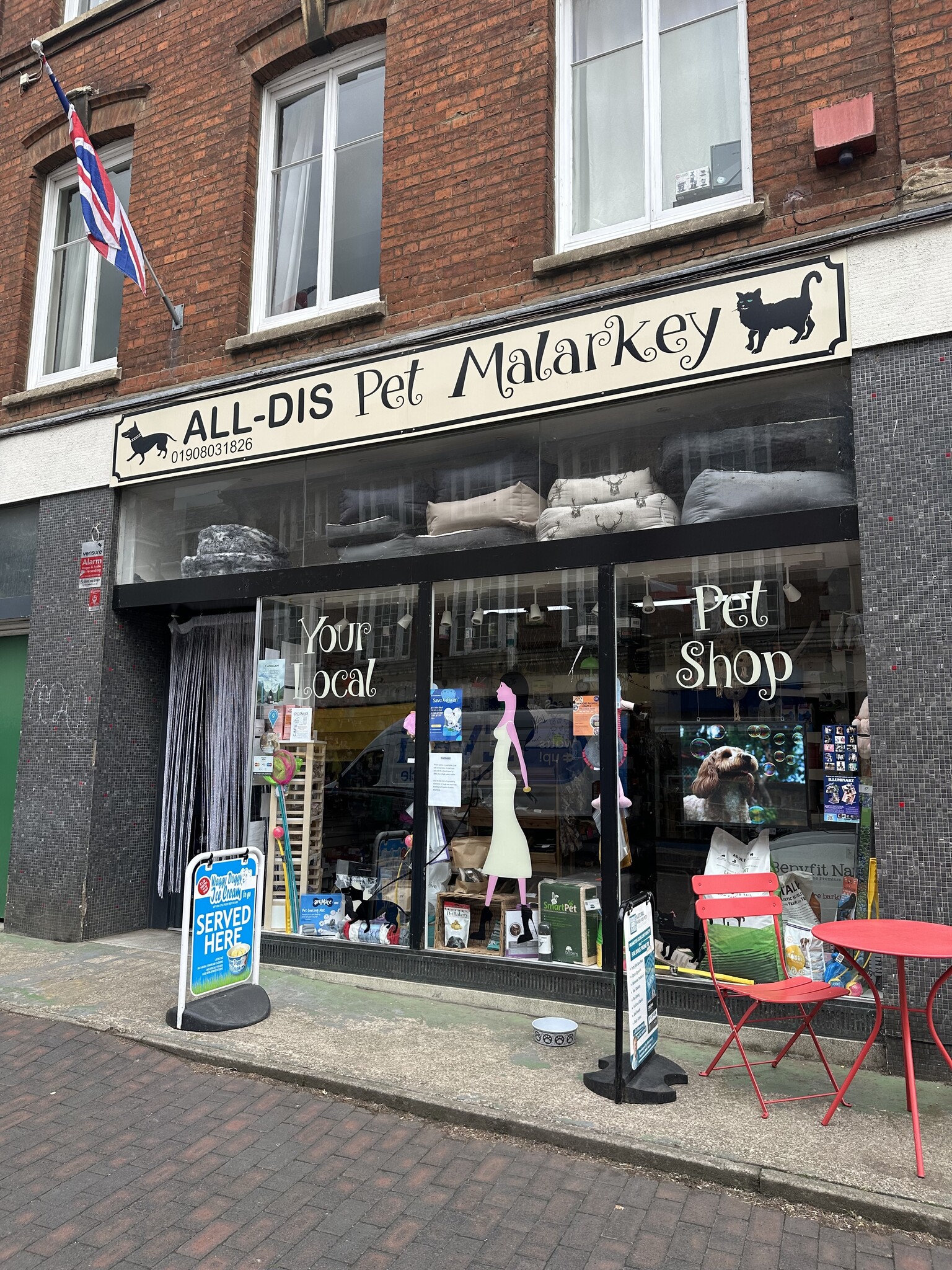 39 High St, Newport Pagnell for sale Building Photo- Image 1 of 1