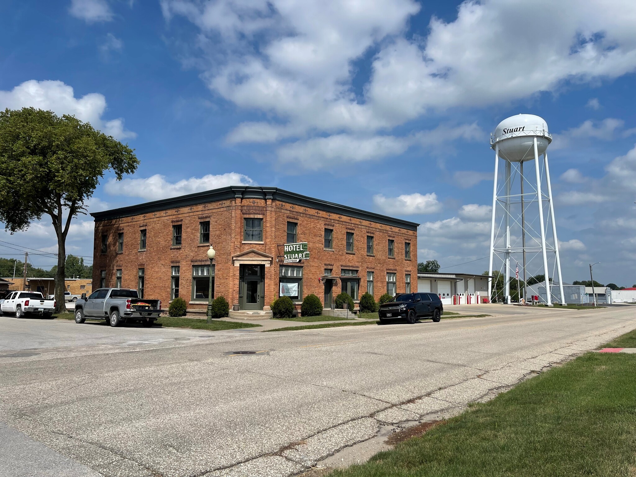 203 E Front St, Stuart, IA for sale Primary Photo- Image 1 of 10