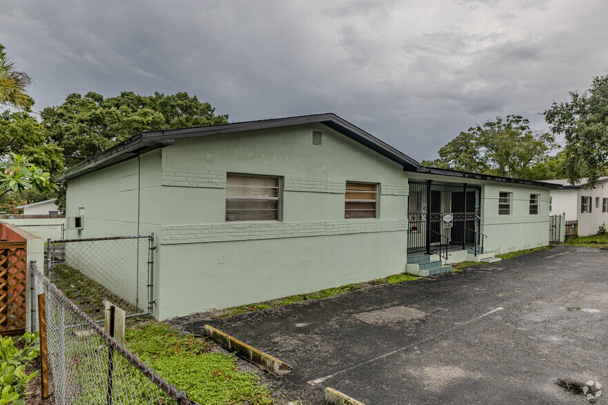 5411 16th St N, Saint Petersburg, FL for sale - Primary Photo - Image 1 of 1