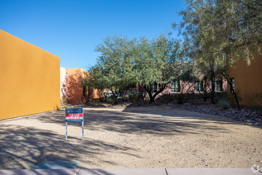 7408-7412 N La Cholla Blvd, Tucson, AZ for sale - Building Photo - Image 3 of 7