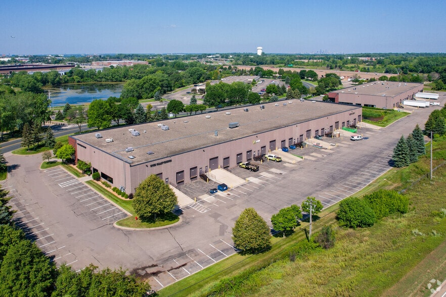 875 Blue Gentian Rd, Eagan, MN for lease - Aerial - Image 2 of 4