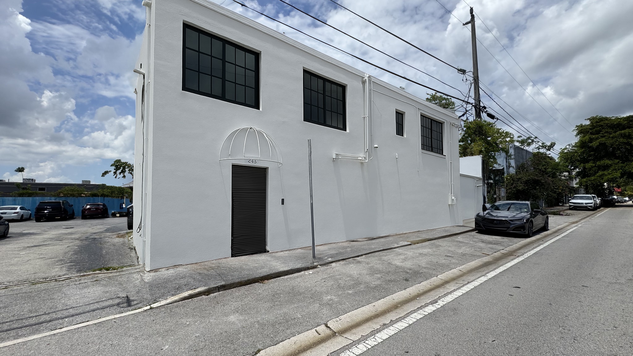 7330 NE 4th Ct, Miami, FL for lease Building Photo- Image 1 of 17