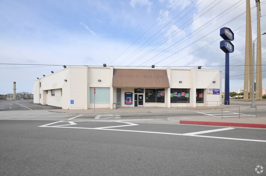 1217 N Catalina Ave, Redondo Beach, CA for lease - Primary Photo - Image 2 of 13