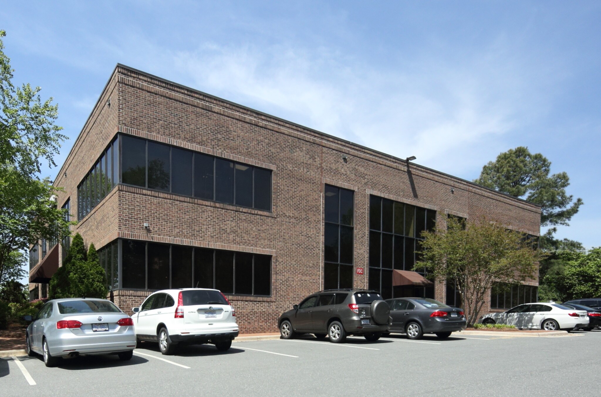 1815 Kildaire Farm Rd, Cary, NC 27518