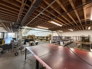 2250 Maple Ave, Los Angeles, CA for lease Interior Photo- Image 2 of 2