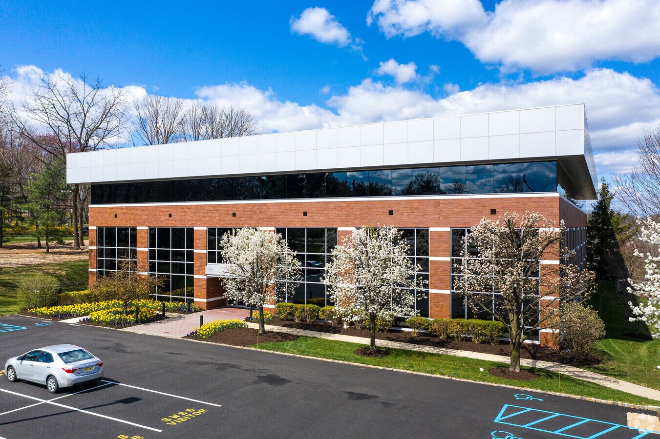 210 Park Ave, Florham Park, NJ 07932