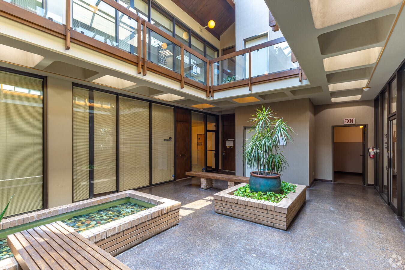 4054 McKinney Ave, Dallas, TX 75204