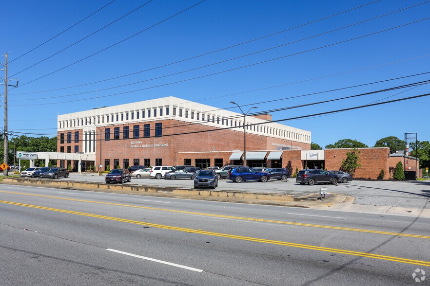 2357 Warm Springs Rd, Columbus, GA 31904