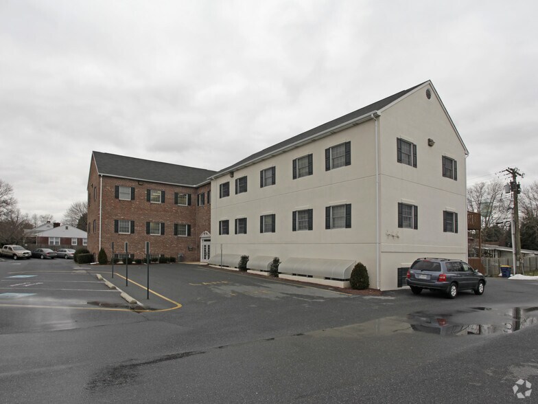 555 E Loockerman St, Dover, DE for sale - Primary Photo - Image 1 of 1