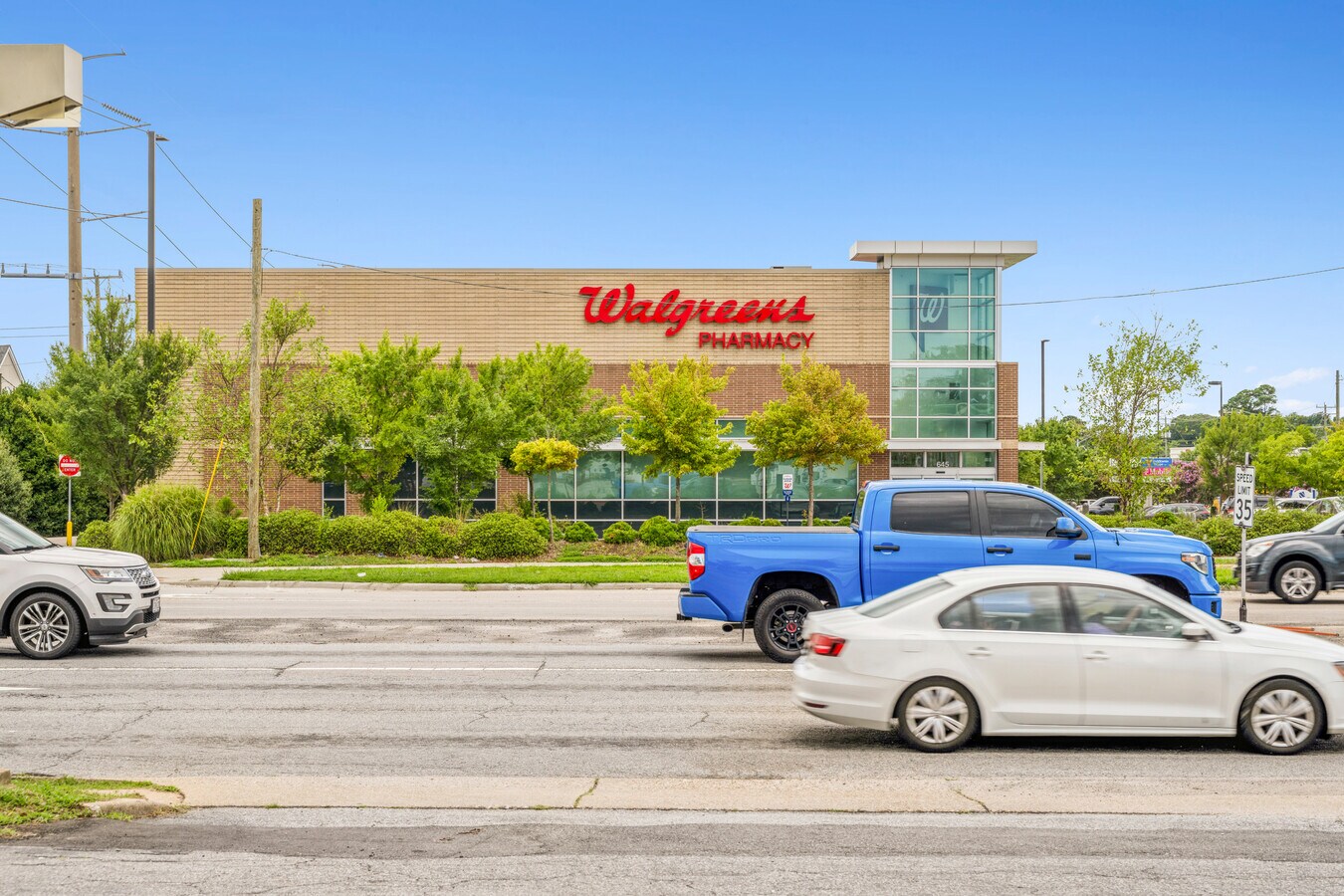 645 First Colonial Rd, Virginia Beach, VA 23451 Walgreens