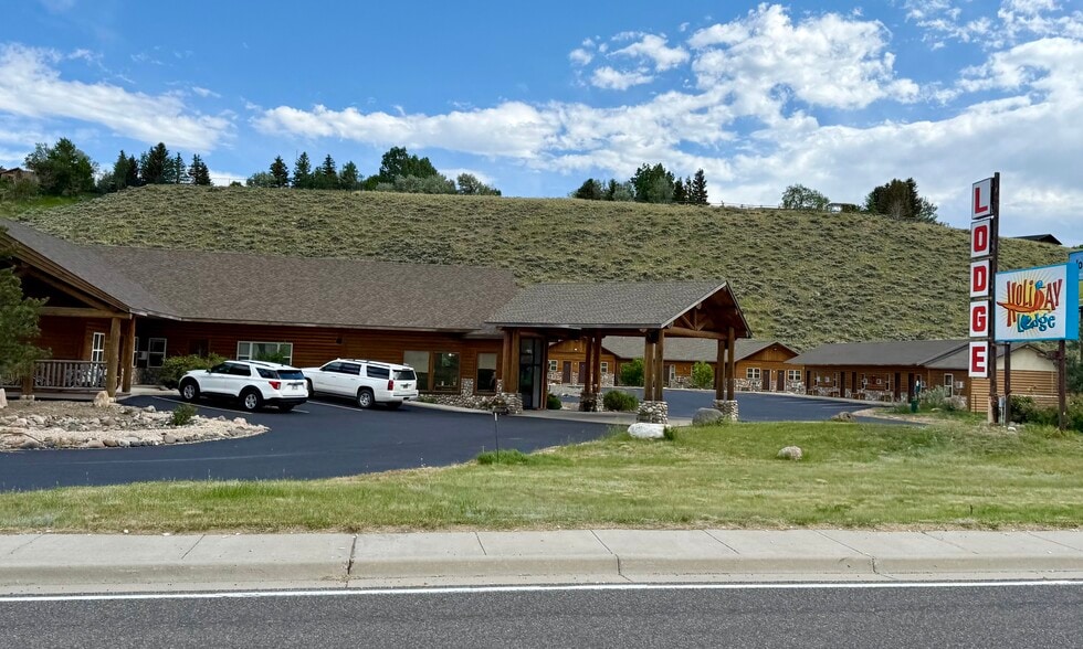 244 W Yellowstone Ave, Cody, WY for sale - Building Photo - Image 2 of 20