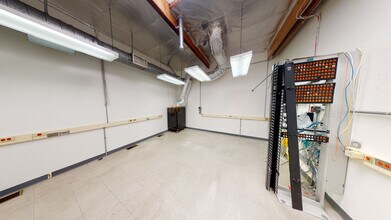 6151-6159 Santa Monica Blvd, Los Angeles, CA for sale Interior Photo- Image 2 of 25