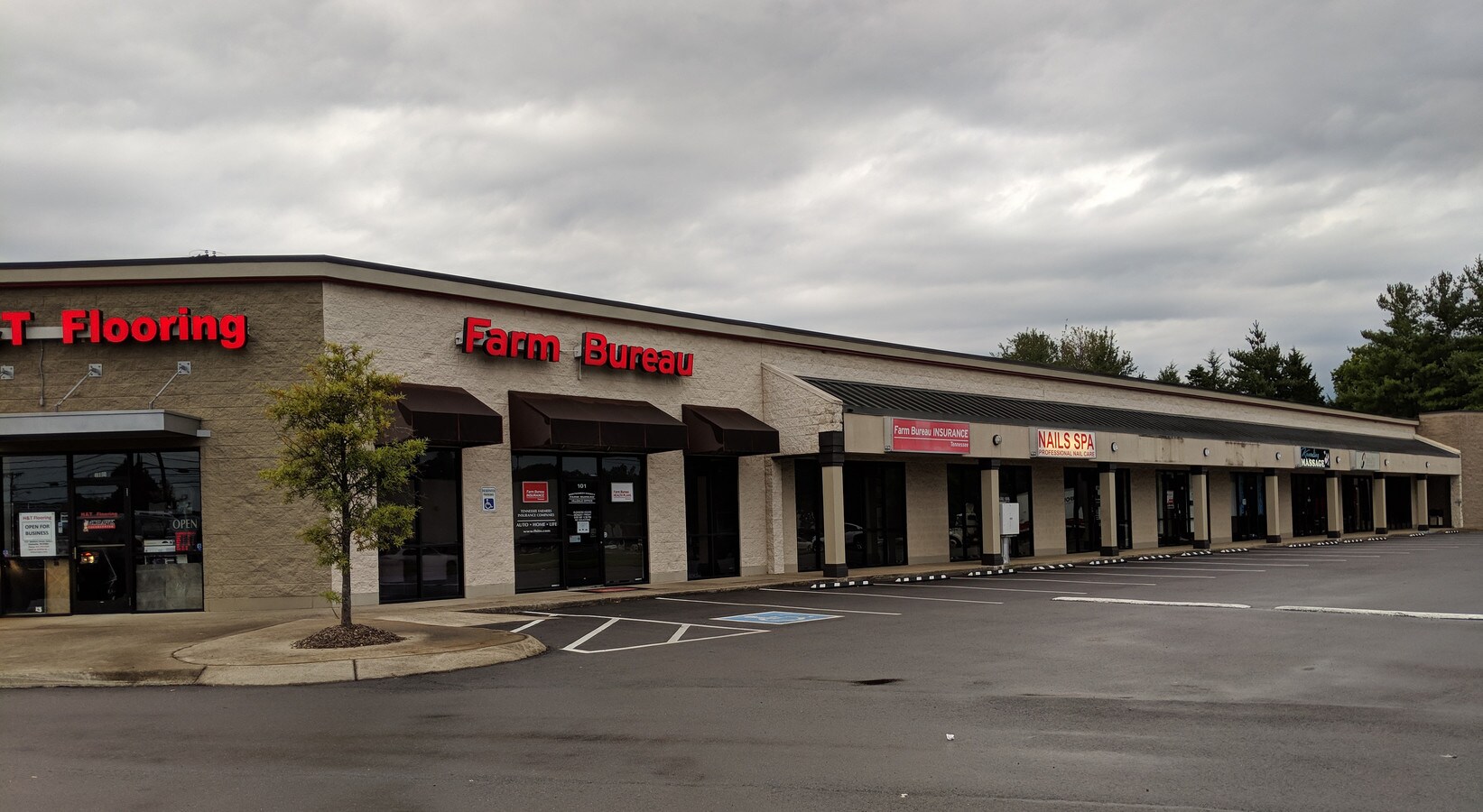 2197 Madison St, Clarksville, TN 37043