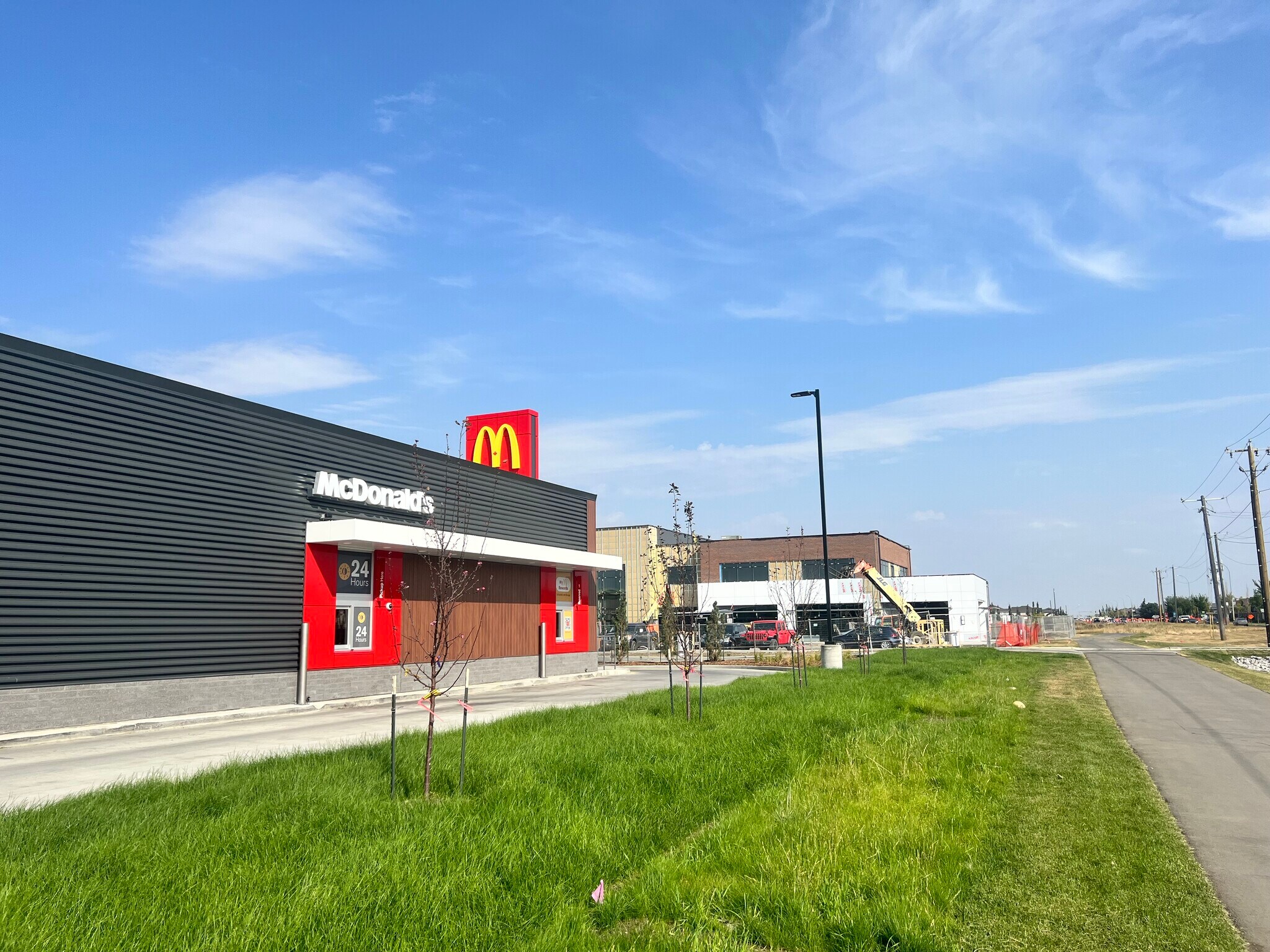 16745 71 NW st, Edmonton, AB for lease Primary Photo- Image 1 of 5