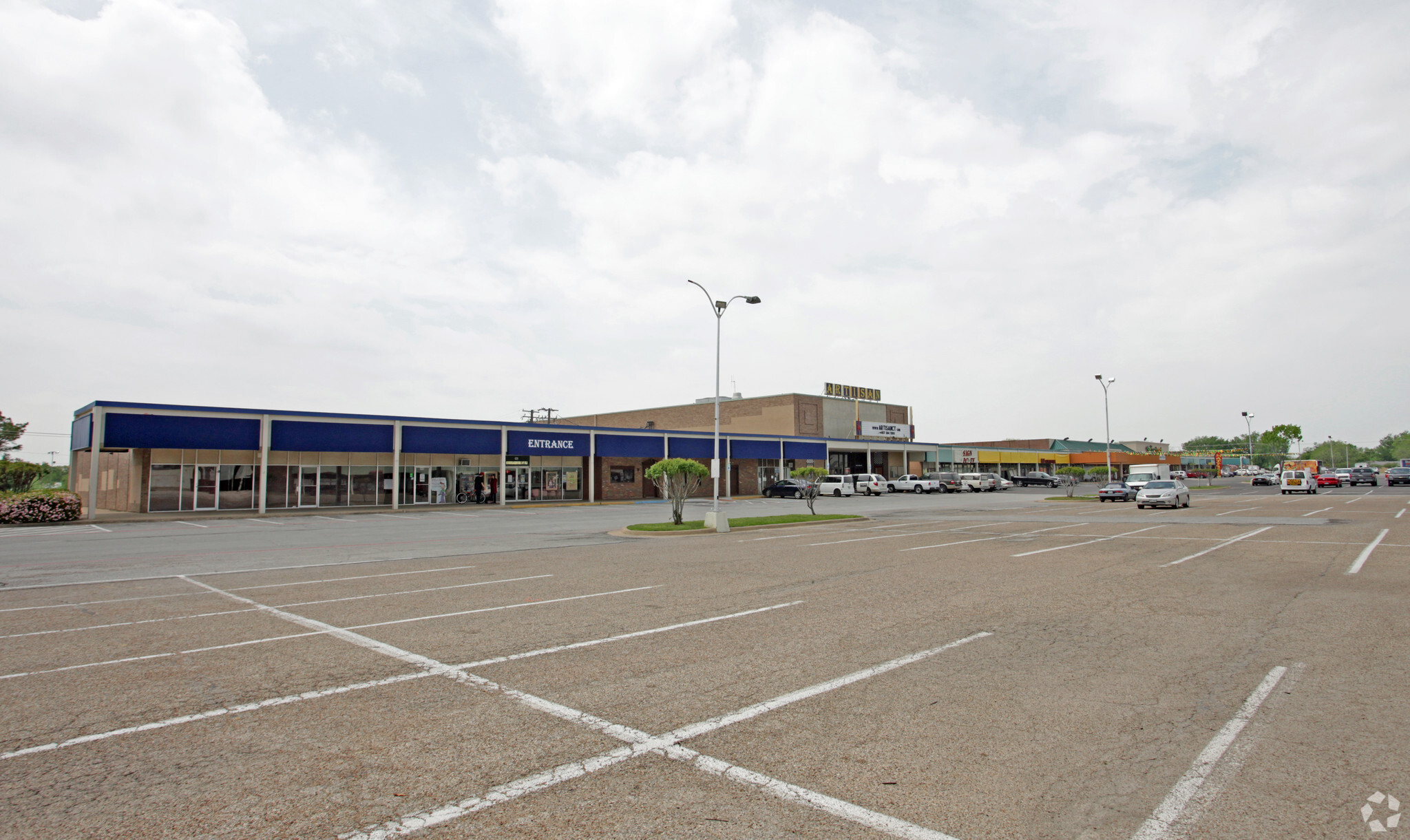 304-514 E Pipeline Rd, Hurst, TX for lease Primary Photo- Image 1 of 4