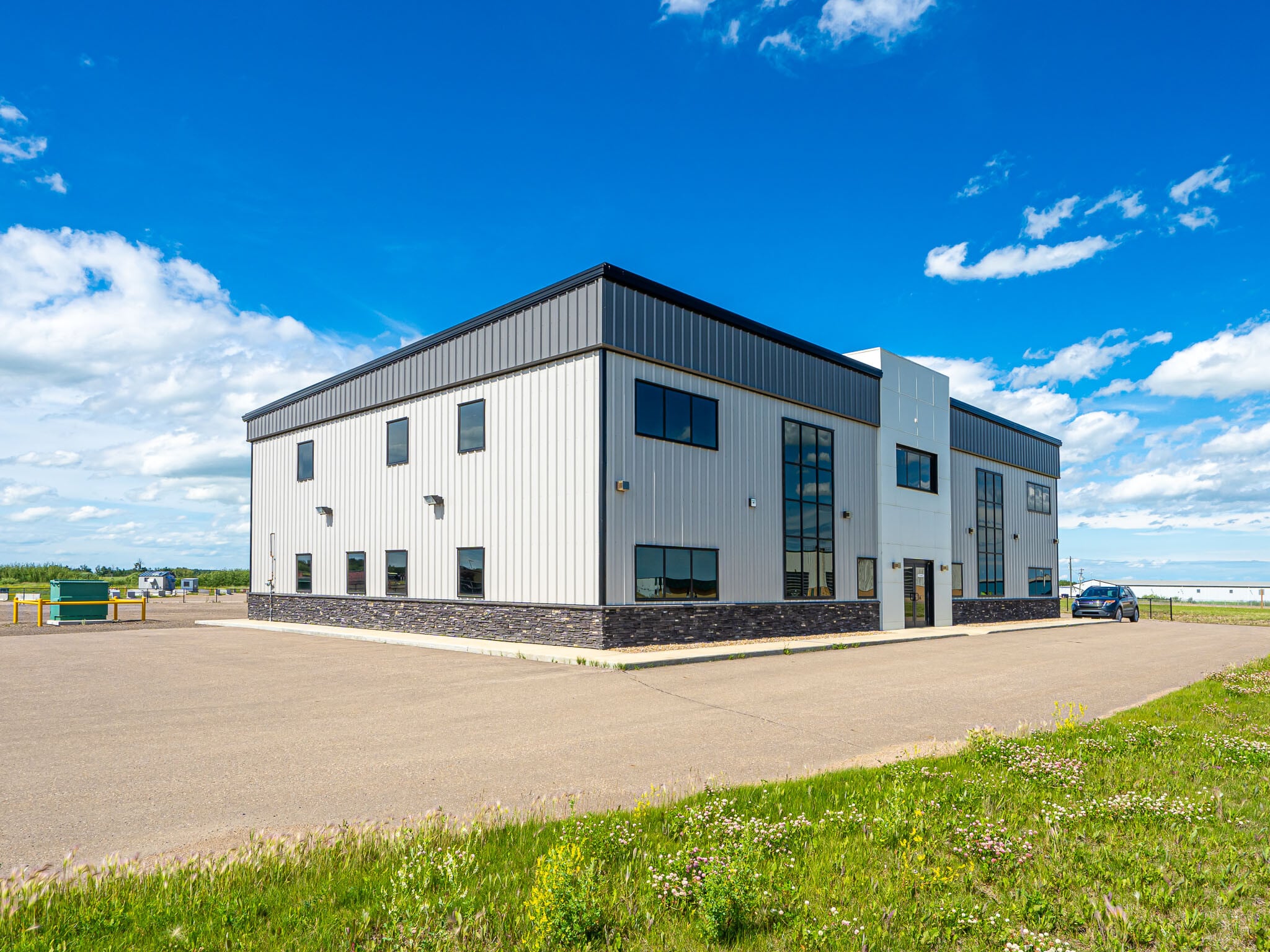 88 Auto rd, Lloydminster, AB for lease Building Photo- Image 1 of 30