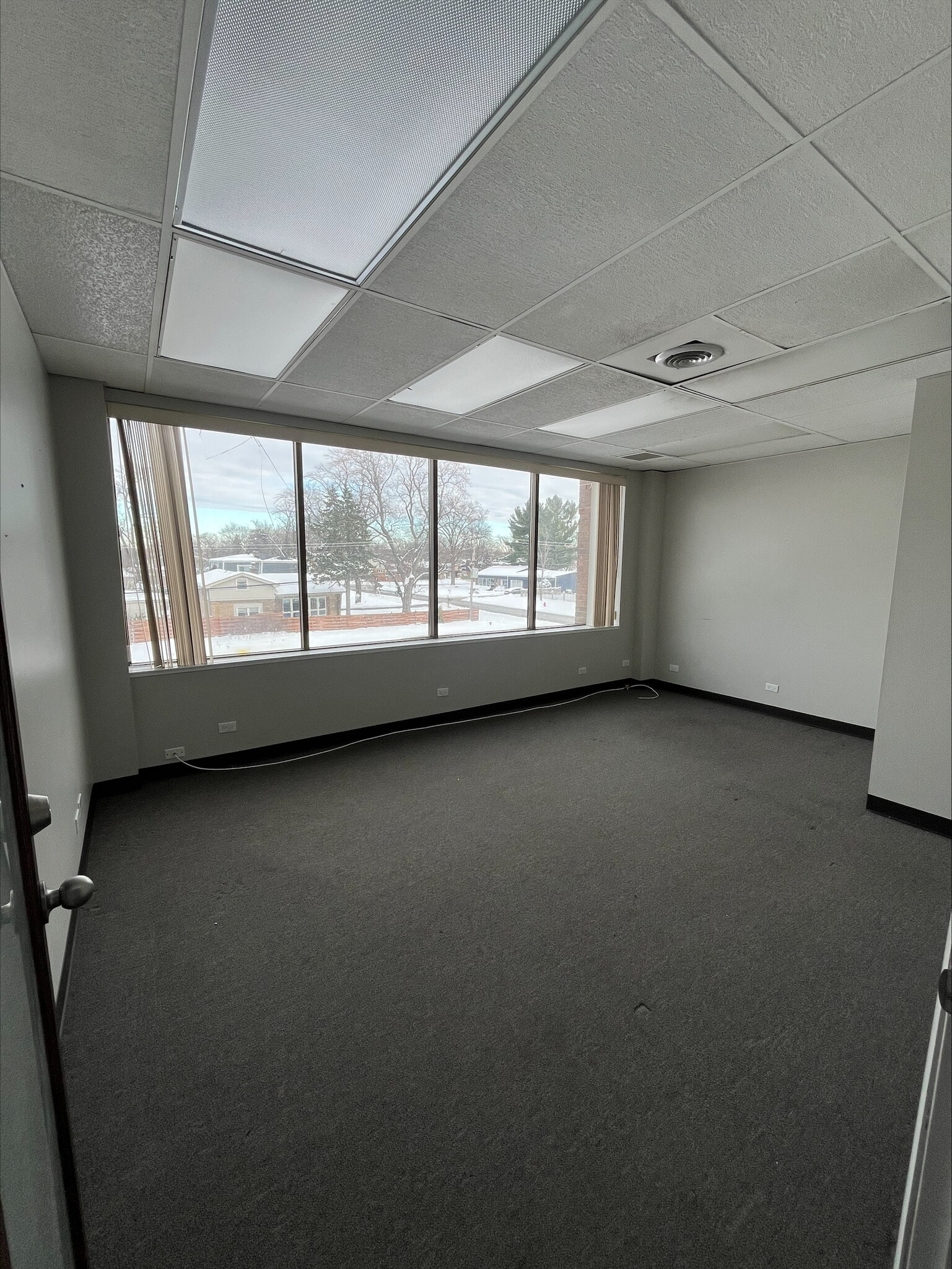 1263 S Highland Ave, Lombard, IL for lease Interior Photo- Image 1 of 1