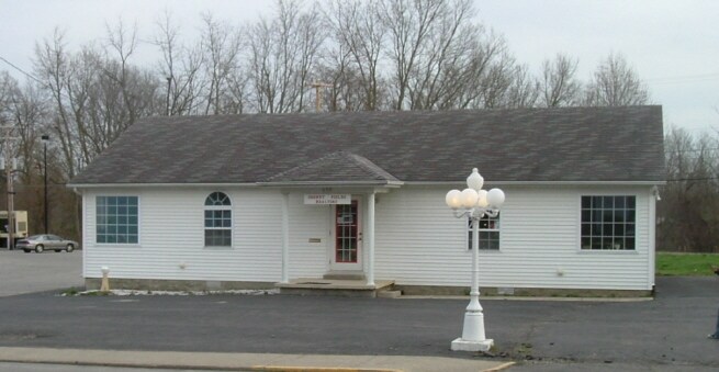 659 Locust St, Middletown, IN for sale Primary Photo- Image 1 of 1