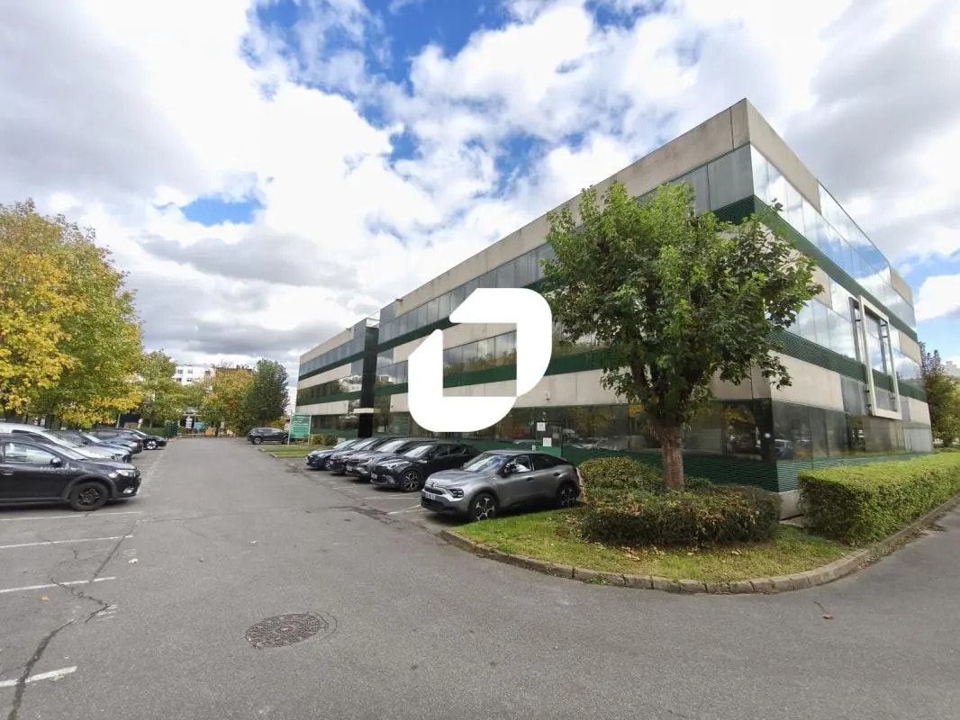 Office in Rosny-sous-Bois for lease Building Photo- Image 1 of 7