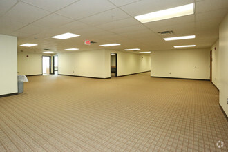 26850 Providence Pky, Novi, MI for lease Interior Photo- Image 1 of 2