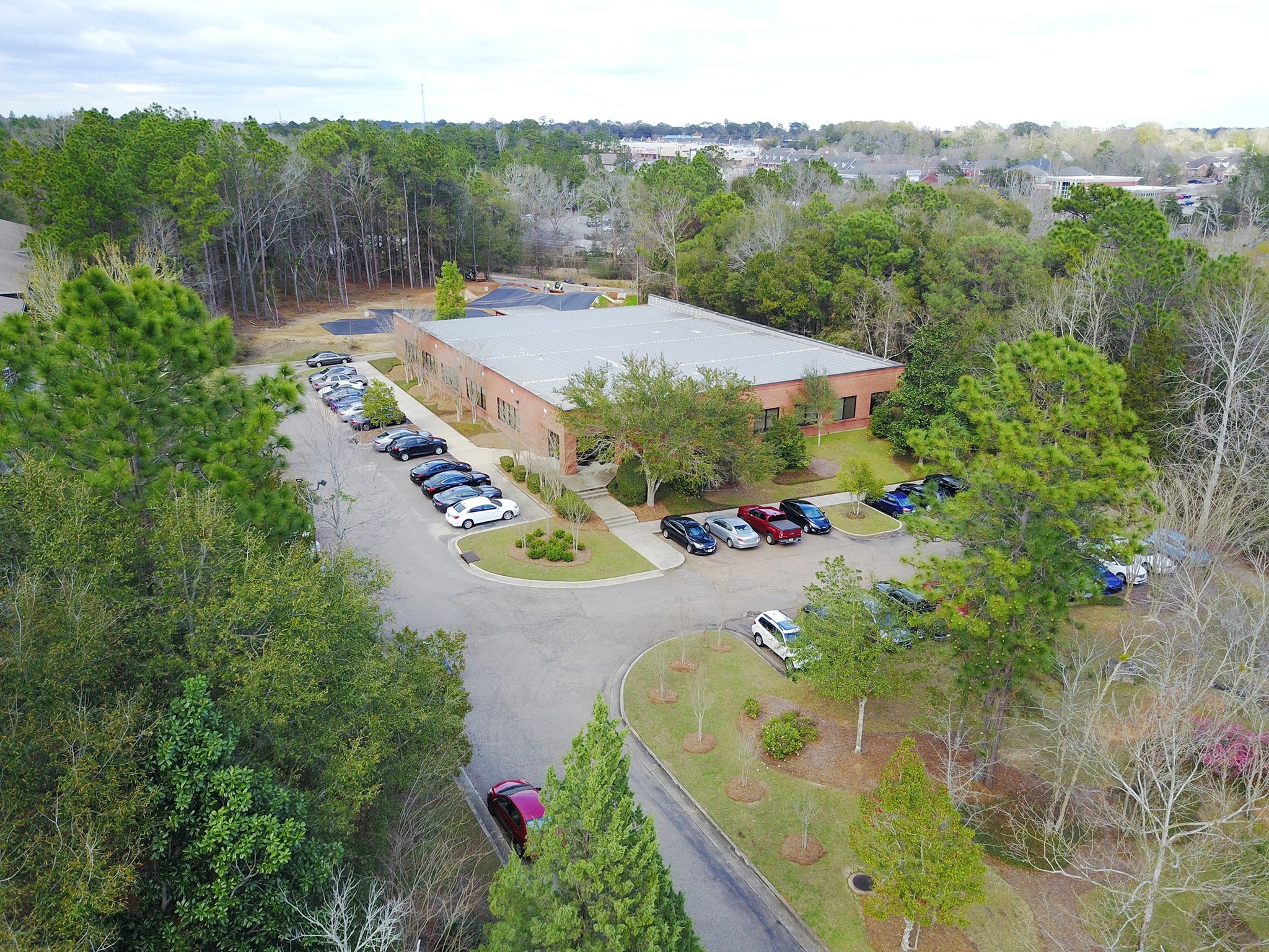 6420 Wall St, Mobile, AL for lease Building Photo- Image 1 of 29