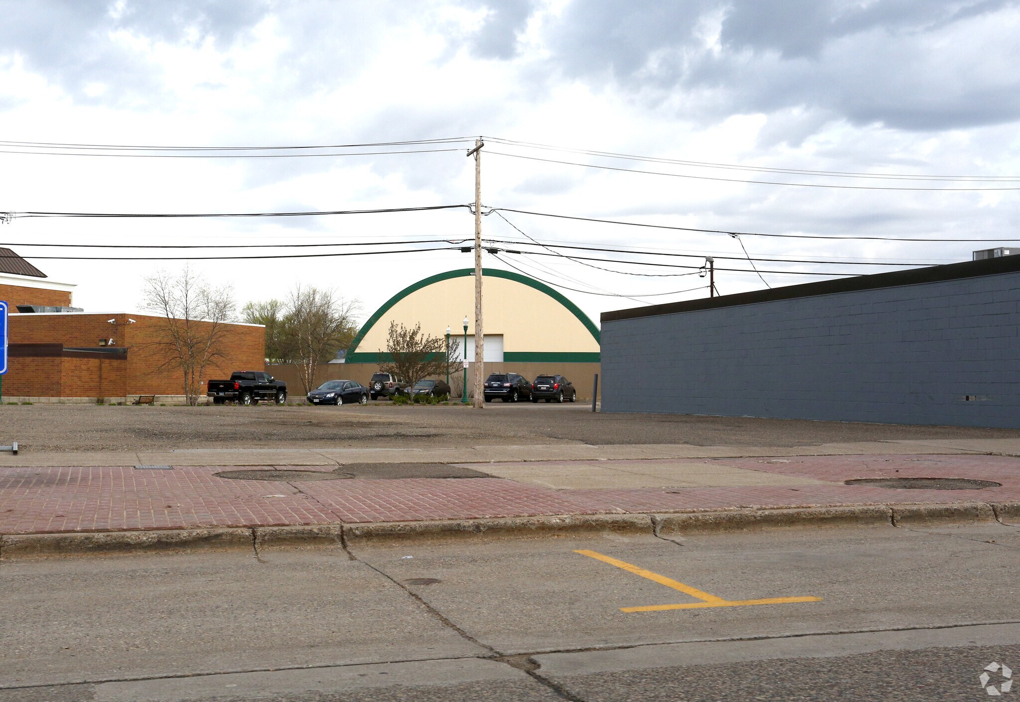 2579 7th Ave E, Saint Paul, MN for sale Primary Photo- Image 1 of 1