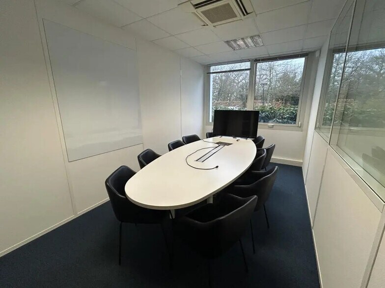 Office in Carquefou for lease - Interior Photo - Image 3 of 4