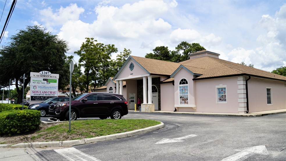 1287 N Semoran Blvd, Orlando, FL for lease - Building Photo - Image 1 of 16