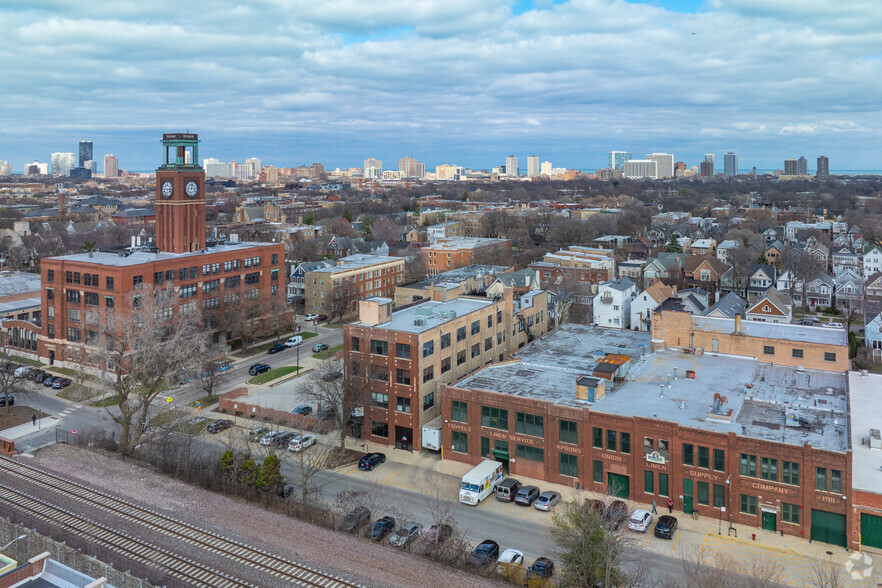 4147 N Ravenswood Ave, Chicago, IL for lease - Aerial - Image 3 of 9