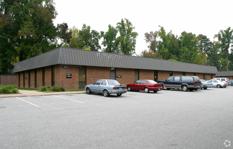 409 Parkway Ave, Greensboro, NC for lease - Building Photo - Image 2 of 5