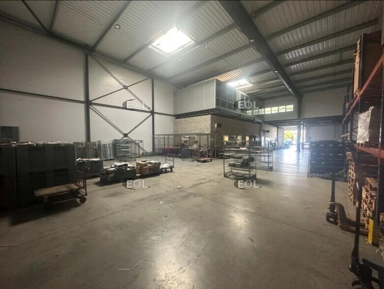 Flex in Collégien for sale - Building Photo - Image 3 of 9