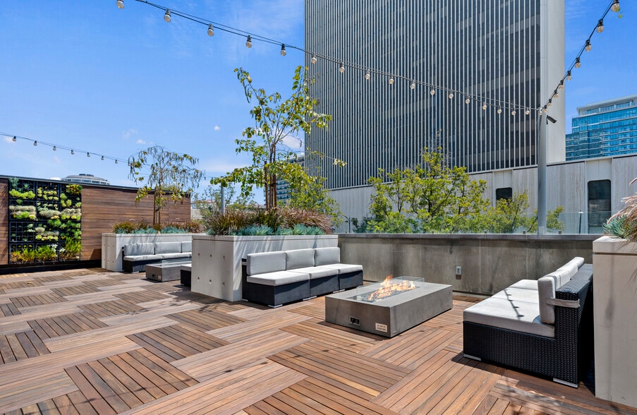 110 W A St, San Diego, CA for lease - Building Photo - Image 3 of 18