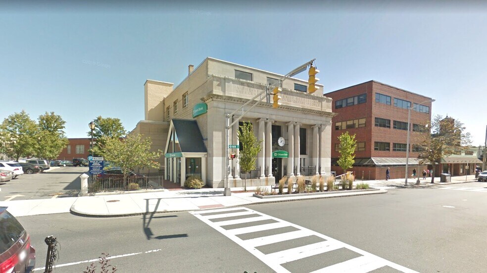 399 Main St, Malden, MA 02148 Office/Retail for Lease