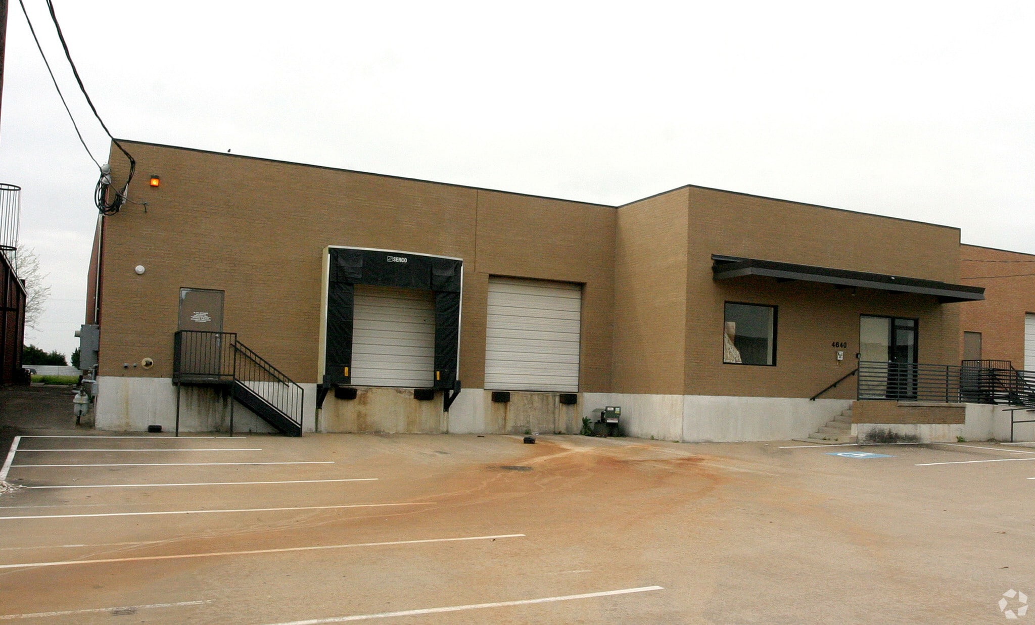 4640 Mint Way, Dallas, TX for lease Primary Photo- Image 1 of 2