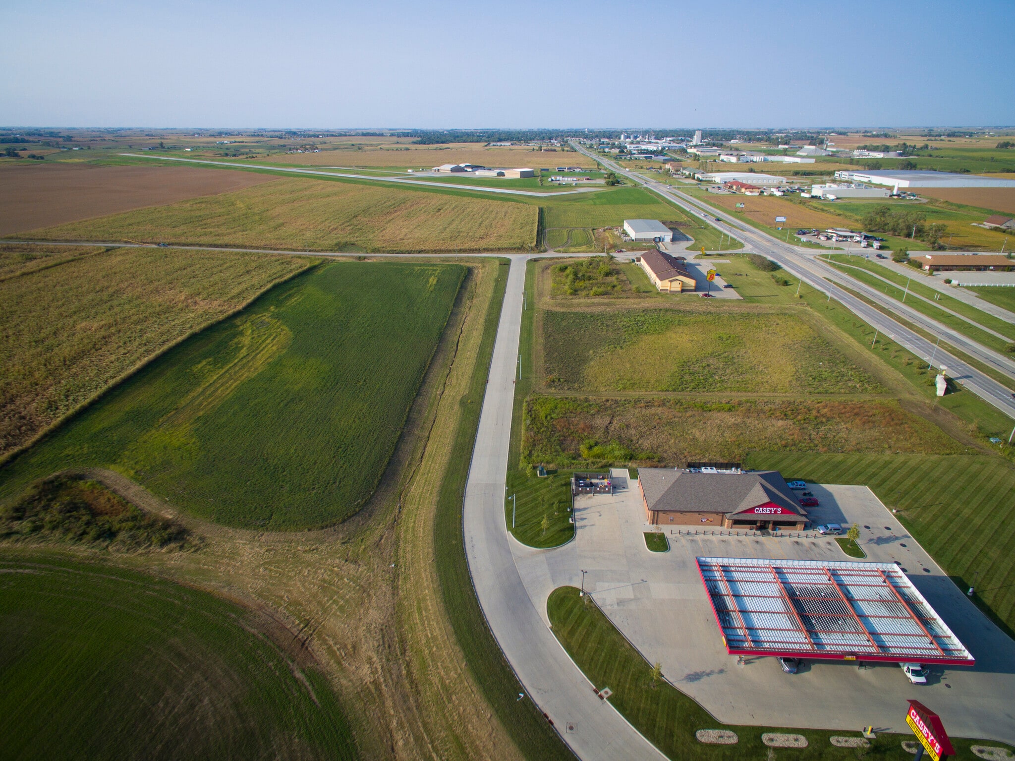 505 Lang Creek Ave, Grinnell, IA for sale Aerial- Image 1 of 1