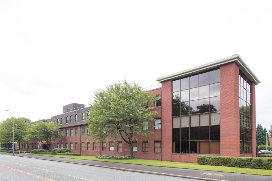 Palatine Rd, Manchester for lease - Building Photo - Image 2 of 7