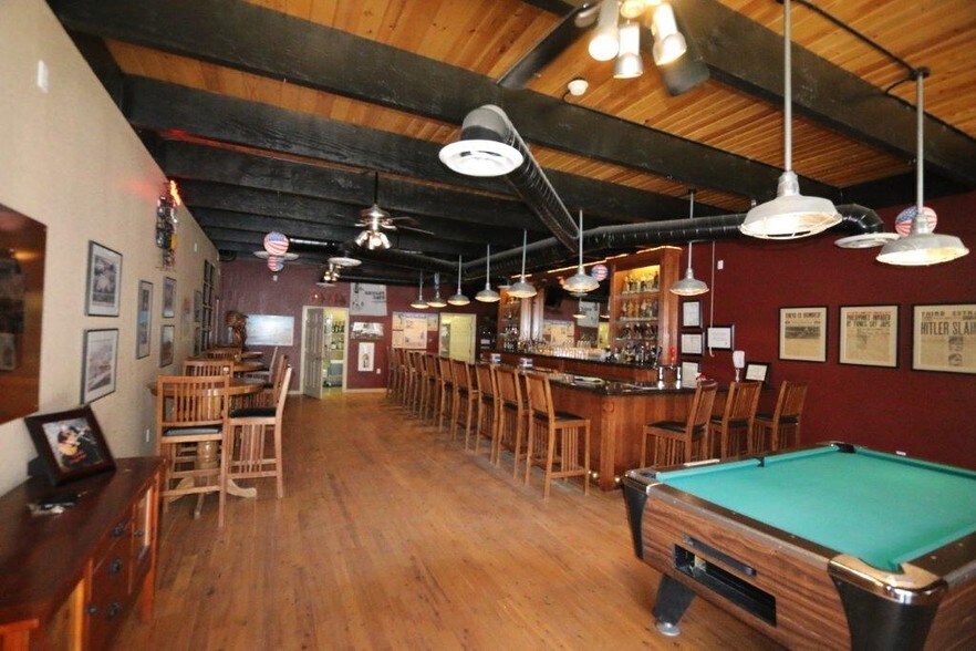 71-73 Main St, Austin, NV for sale - Building Photo - Image 1 of 1